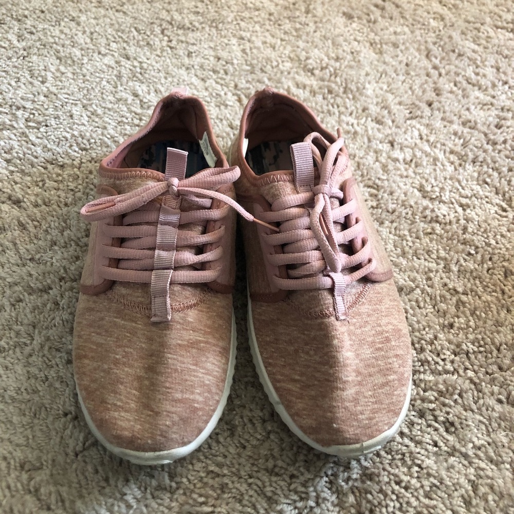 Rue21 Pink Shoes - Picture 1 of 7